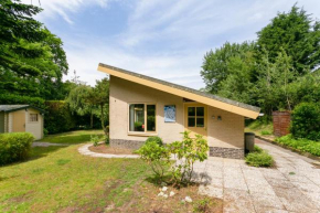 Bungalow Prinsenhof 51 - Ouddorp near beach and with large natural garden